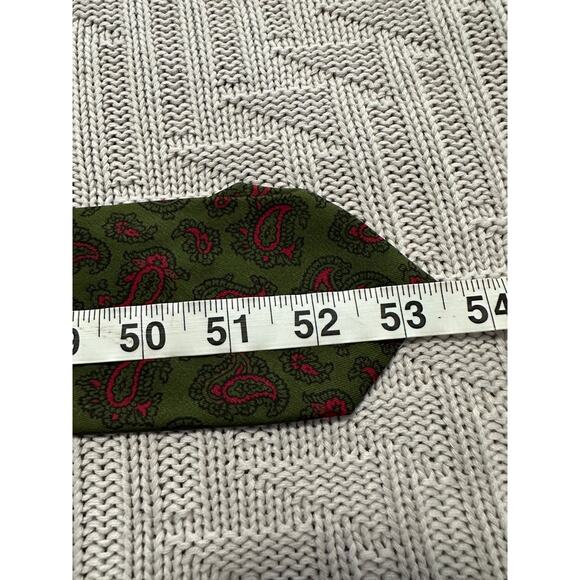 Vintage Macy's green and red paisley silk tie - Picture 4 of 5